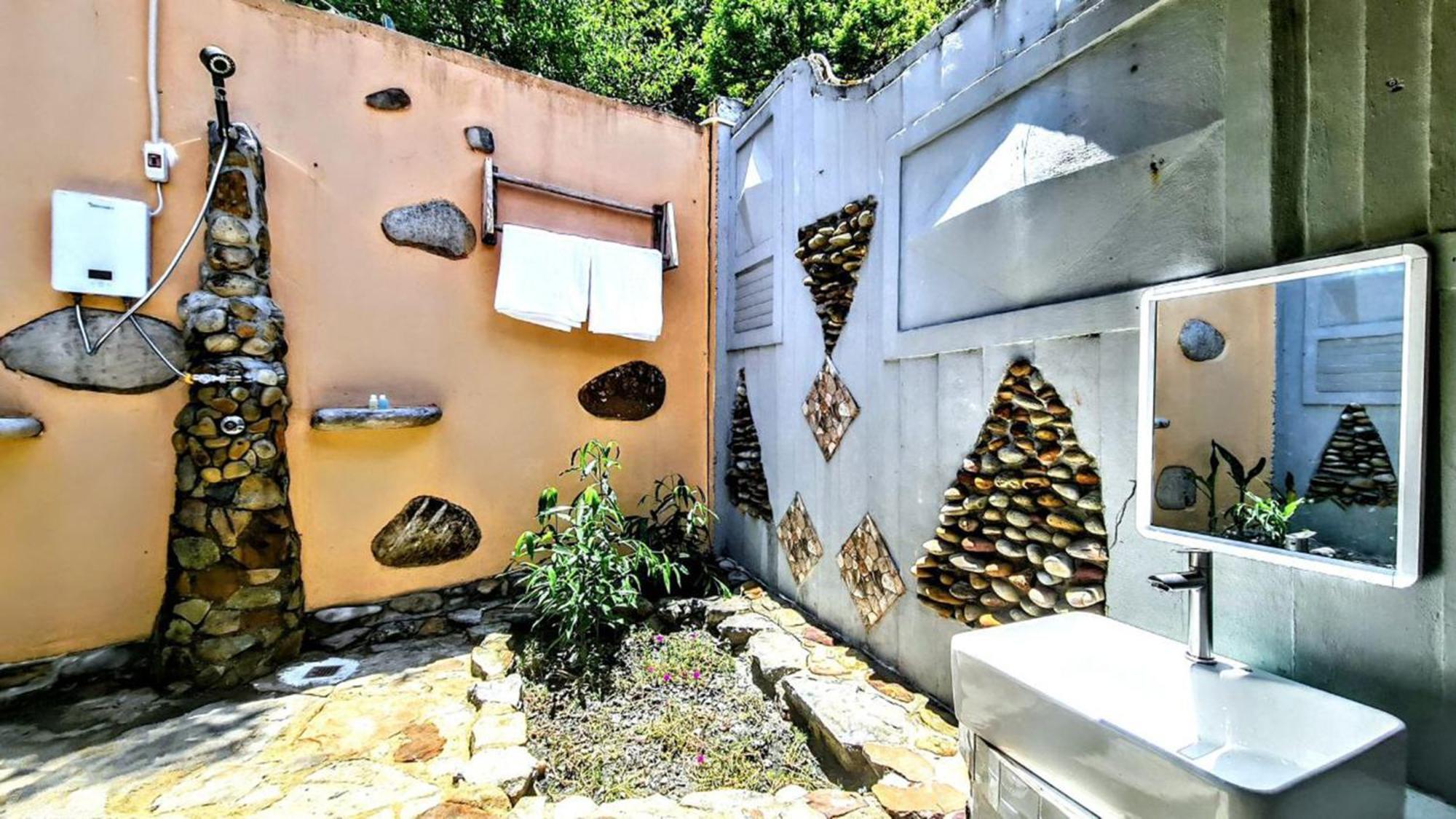Europe Enchanted Villas Kaoh Touch 外观 照片