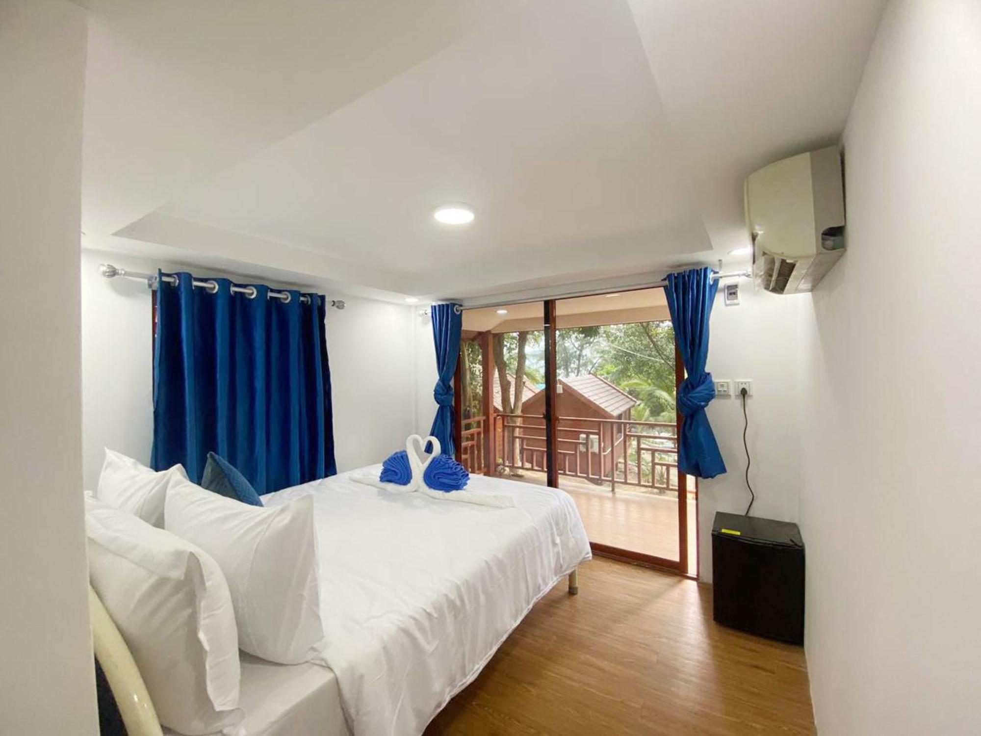 Europe Enchanted Villas Kaoh Touch 外观 照片