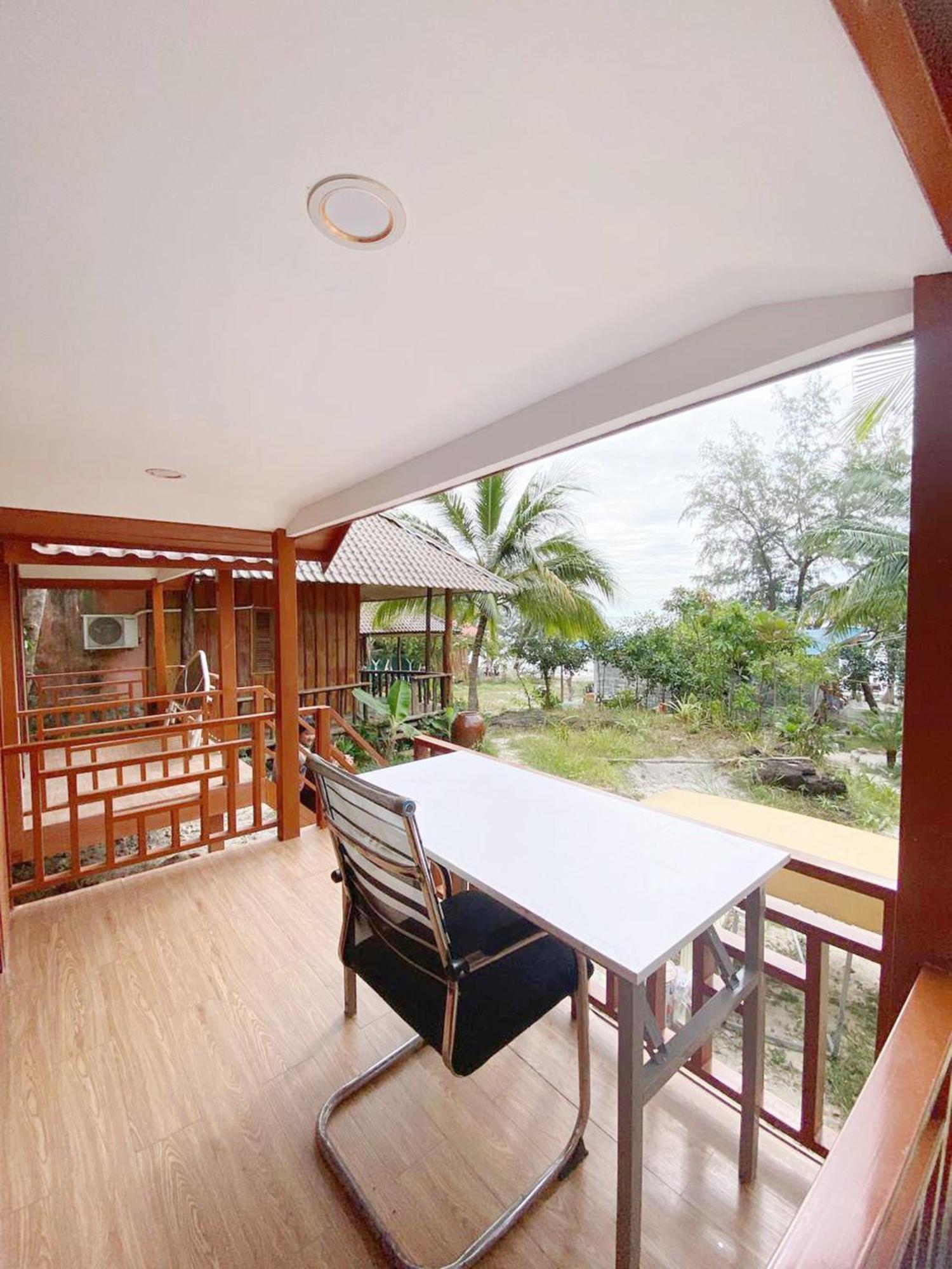 Europe Enchanted Villas Kaoh Touch 外观 照片